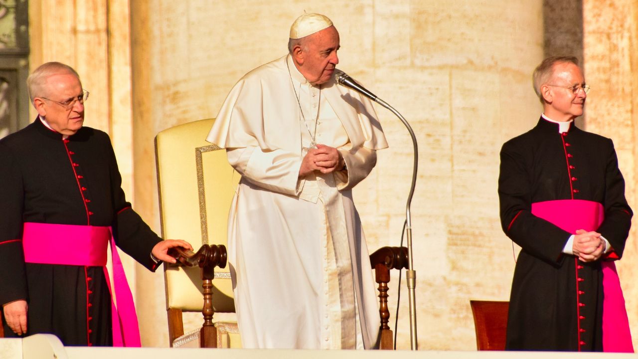 Papa Francisco deve discursar na COP28, a primeira com a participação de um  Pontífice